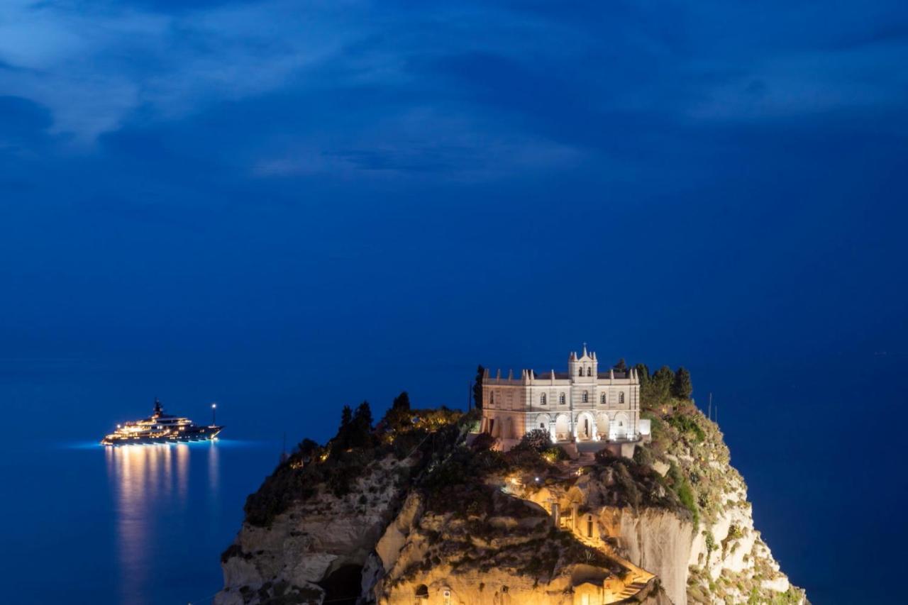All'Angolo Della Torre Tropea Zewnętrze zdjęcie